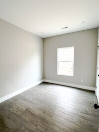 138 Hadden Ave photo'