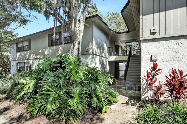 property at 3 Veronese Ct