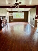 314 Commanche Rd in Montgomery, TX - Foto de edificio - Building Photo