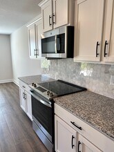 1014 Cherry Acrs Dr in Clarksville, TN - Building Photo - Building Photo