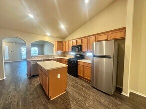 210 Lollipop Ln in Cedar Park, TX - Building Photo - Building Photo