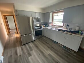 5471 S 13th St, Unit #3 in Milwaukee, WI - Building Photo - Building Photo