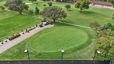 15914 Club Crest Dr in Dallas, TX - Building Photo - Building Photo