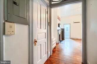 1208 N Calvert St in Baltimore, MD - Building Photo - Building Photo