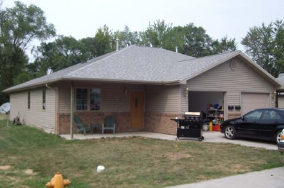 Cottonwood Apartments in Decatur, IN - Building Photo - Building Photo