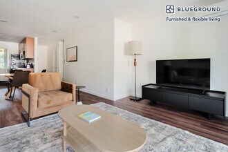 20800 Homestead Rd in Cupertino, CA - Foto de edificio - Building Photo