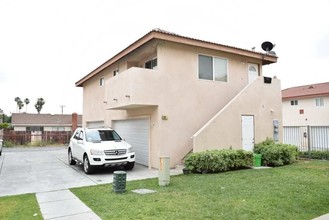 209 N Spruce Ave in Rialto, CA - Building Photo - Building Photo