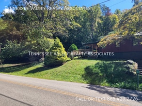 612 Self Hollow Rd in Rockford, TN - Building Photo - Building Photo