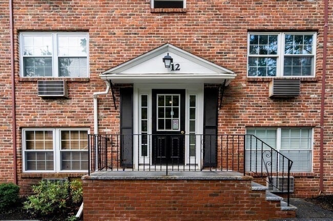 property at 12 Colonial Village Dr