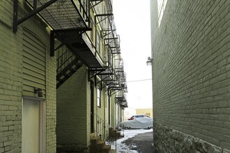 Liberty Point Apartments LP in Pittsburgh, PA - Foto de edificio - Building Photo
