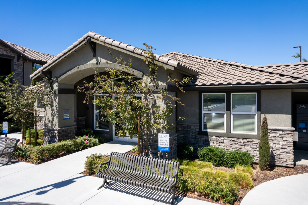 Luxe Ripon Apartments in Ripon, CA - Foto de edificio