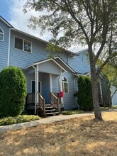 6317 Barstow Ln SE in Lacey, WA - Building Photo - Building Photo