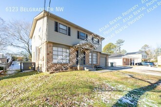 6123 Belgrade Dr NW in Huntsville, AL - Building Photo - Building Photo