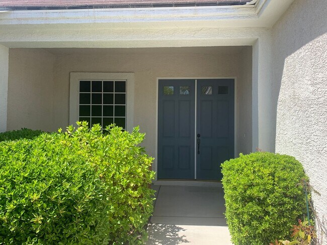 801 Cypress Meadows Ln in Las Vegas, NV - Building Photo - Building Photo