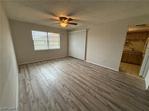 6136 Whiskey Creek Dr in Ft. Myers, FL - Building Photo - Building Photo