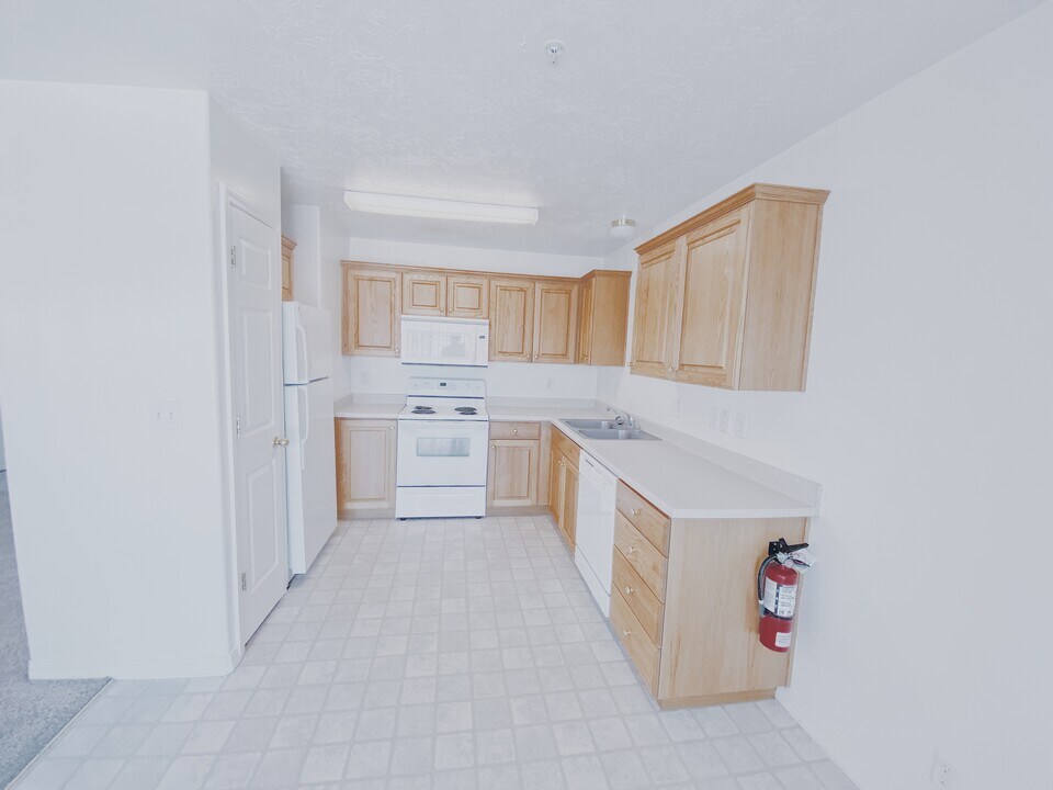 Village at Rexburg in Rexburg, ID - Building Photo
