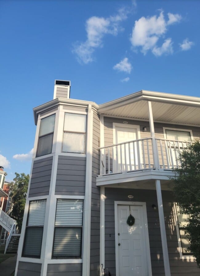 4441 Old College Rd, Unit #4201
