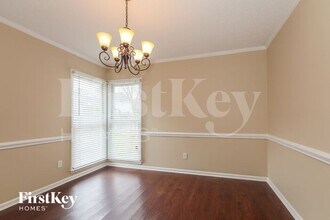 13701 Strathaven Dr in Matthews, NC - Building Photo - Building Photo
