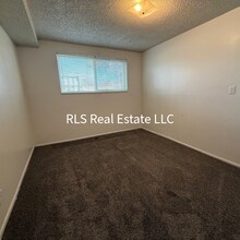 8668 S 1500 E, Unit 8668 S Altair Drive in Sandy, UT - Building Photo - Building Photo