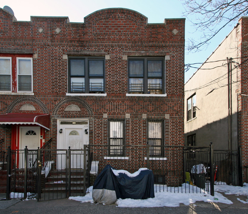 1134 Blake Ave in Brooklyn, NY - Foto de edificio