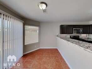 1527 Cane Hill Dr in Las Vegas, NV - Building Photo - Building Photo