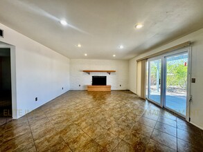 9103 E Holmes St in Tucson, AZ - Building Photo - Building Photo