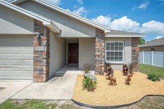 3426 Imperial Manor Way in Mulberry, FL - Building Photo - Building Photo