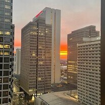 300 Peachtree Rd NE in Atlanta, GA - Building Photo