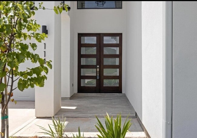 property at 114 Bentwood Dr