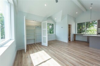 824 NE 17th Way in Fort Lauderdale, FL - Building Photo - Building Photo