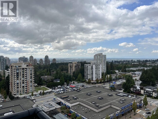 7063-7063 Hall Ave in Burnaby, BC - Building Photo - Building Photo