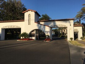 2005 Costa Del Mar Rd in Carlsbad, CA - Building Photo