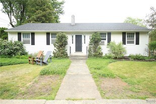 301 Thompson Blvd in Watertown, NY - Building Photo