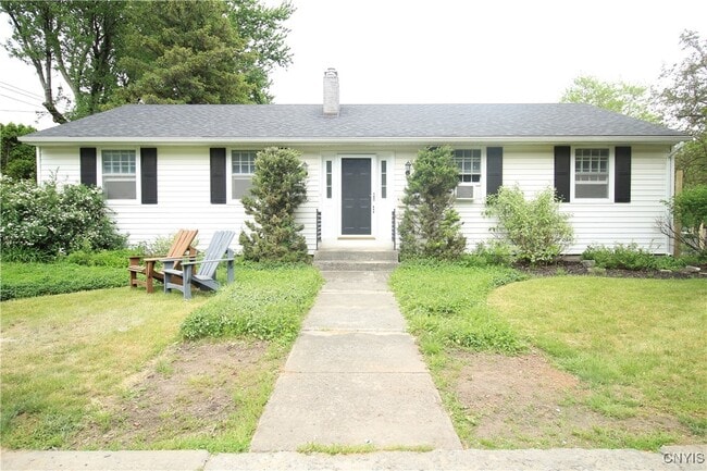 property at 301 Thompson Blvd