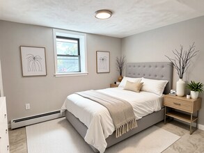 50 Harvard Ave, Unit B1 in Brookline, MA - Foto de edificio - Building Photo