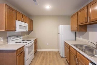 Sells Greene in Lancaster, OH - Foto de edificio - Building Photo