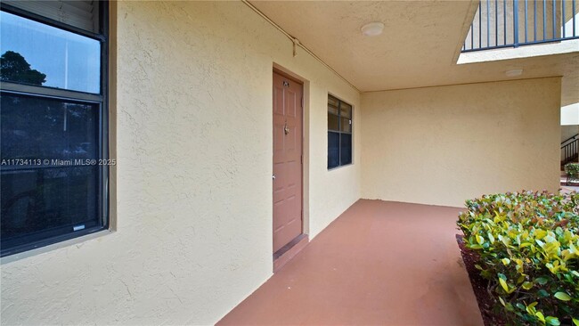 2059 Coral Ridge Dr in Coral Springs, FL - Building Photo - Building Photo