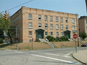 2000 Elm Ave in Cincinnati, OH - Building Photo - Building Photo