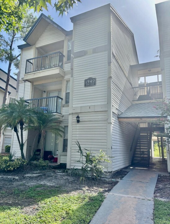 1940 Lake Atriums Cir in Orlando, FL - Building Photo