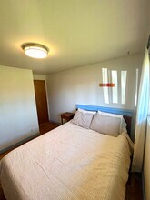 12090 Country Ln in Burlington, WA - Building Photo - Building Photo