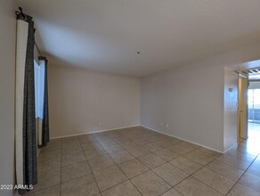 12123 W Bell Rd in Surprise, AZ - Building Photo - Building Photo