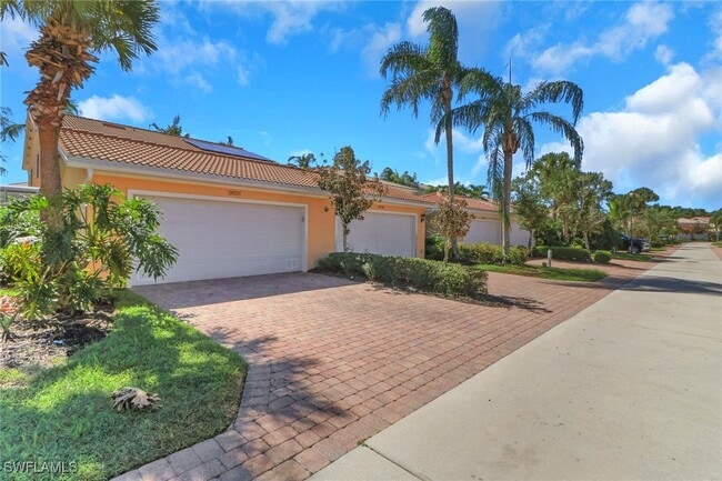 28721 Alessandria Cir in Bonita Springs, FL - Building Photo - Building Photo
