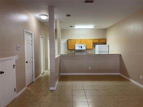 12013 Peach Grv Ct in Seffner, FL - Building Photo - Building Photo