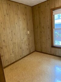 841 44th St, Unit Upper photo'