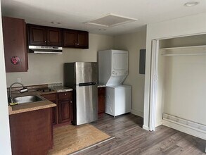 7232 Maynard Ave, Unit Maynard ADU in West Hills, CA - Foto de edificio - Building Photo