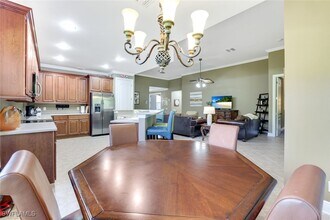28495 Altessa Way in Bonita Springs, FL - Foto de edificio - Building Photo