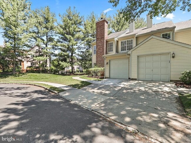 property at 6 Heath Ct