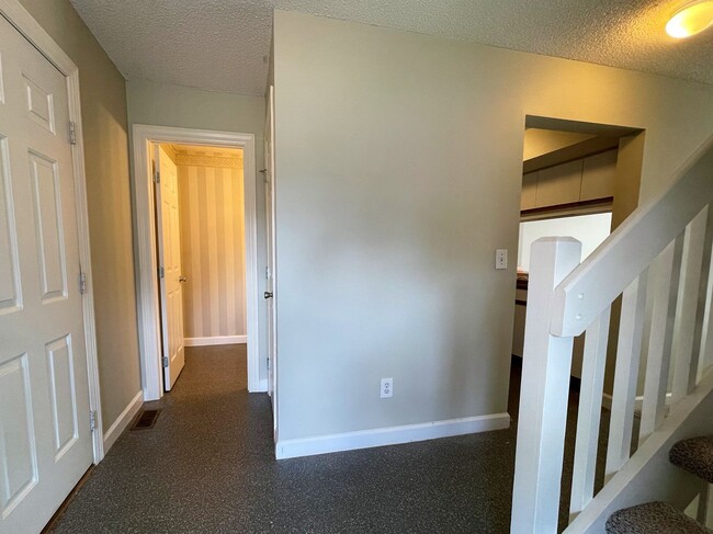 2059 Coleman Dr in Columbus, OH - Building Photo - Building Photo