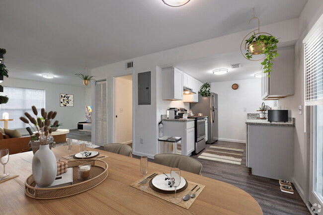 Wellington Townhomes in College Park, GA - Building Photo - Building Photo