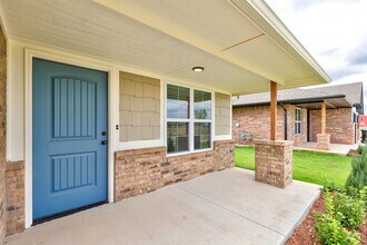 634 Juniper St in Washington, OK - Building Photo - Building Photo